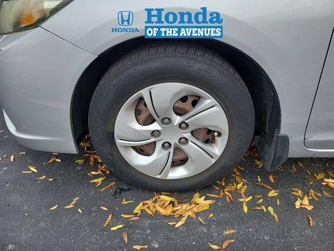 Used 2013 Honda Civic LX image 4
