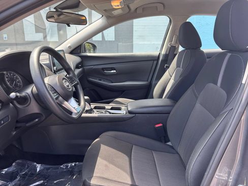 Used 2025 Nissan Sentra SV FWD image 23