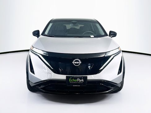 Used 2023 Nissan Ariya AWD image 2