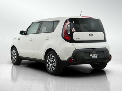 Used 2015 Kia Soul image 3