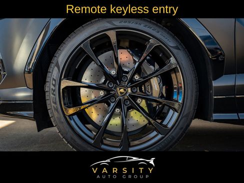 Used 2022 Lamborghini Urus image 27