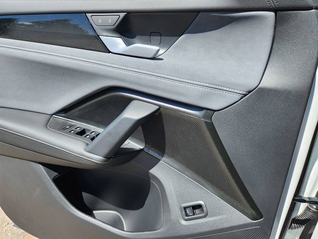 New 2026 Volkswagen Tiguan SE AWD/4WD image 21