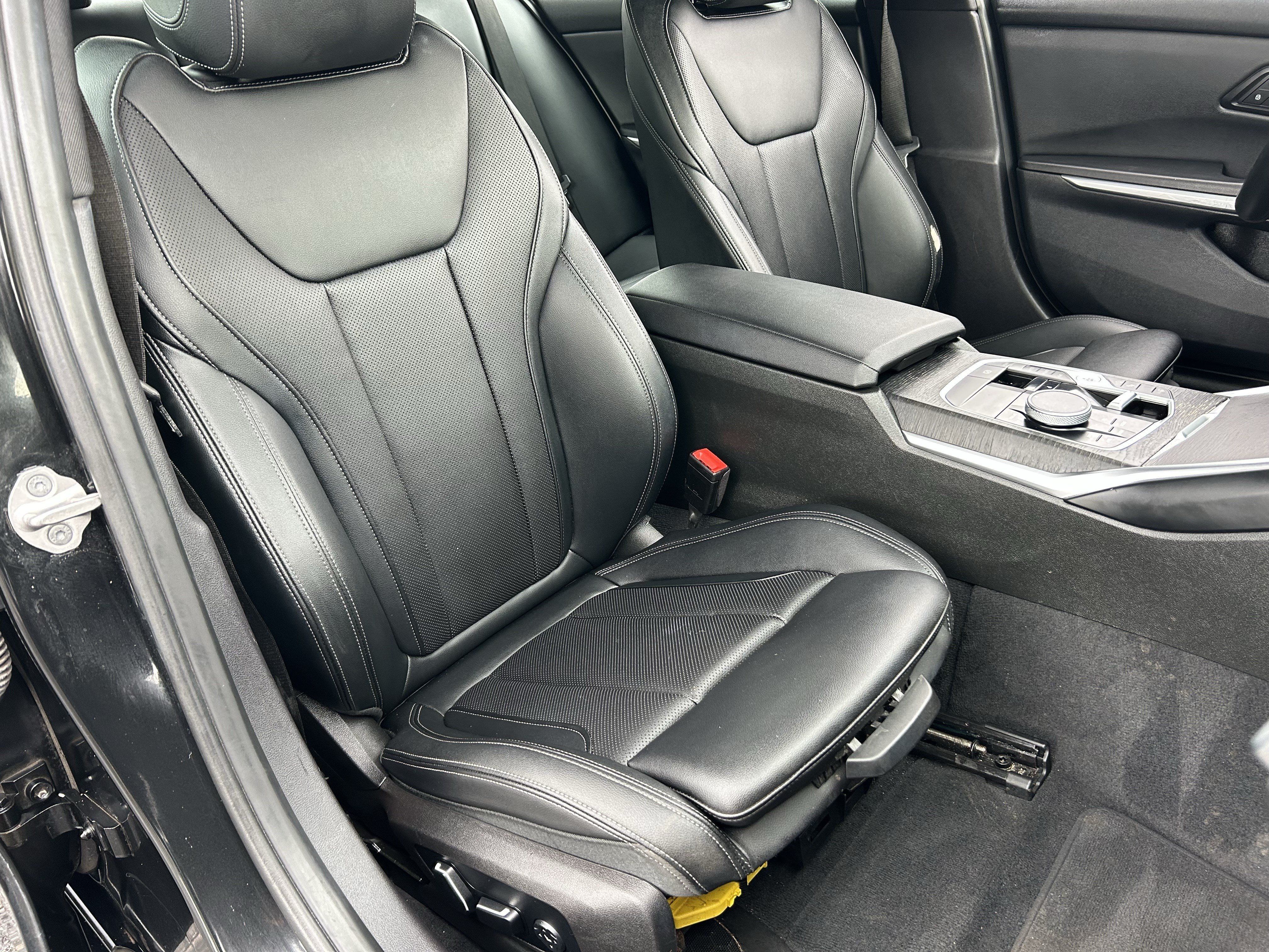 Used 2024 BMW 330i Sedan RWD image 8