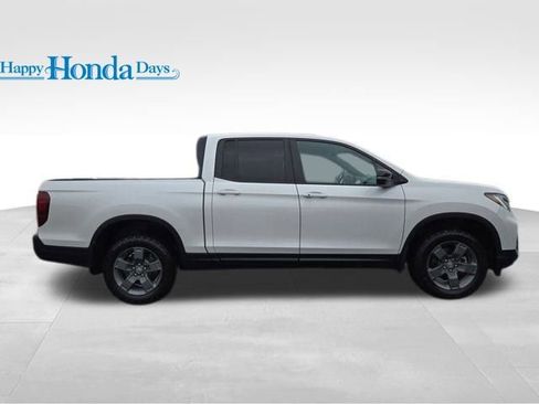 Used 2024 Honda Ridgeline TrailSport image 14