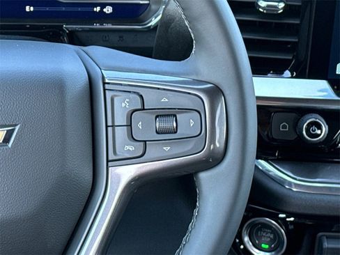 Certified 2025 Chevrolet Silverado 2500 High Country w/ Technology Package image 33