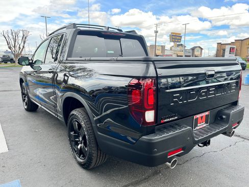 New 2026 Honda Ridgeline Black Edition image 6