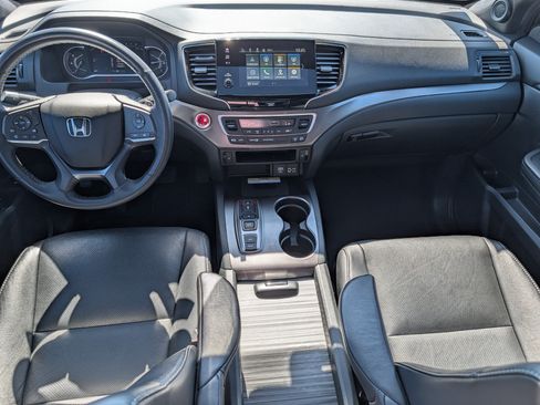 Used 2023 Honda Passport EX-L image 10