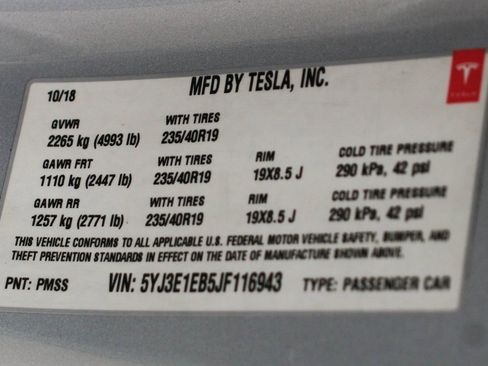 Used 2018 Tesla Model 3 Long Range image 47