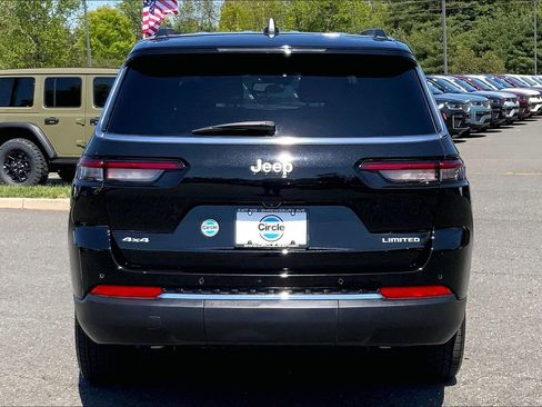 Certified 2024 Jeep Grand Cherokee L Limited w/ Trailer Tow Package AWD/4WD image 4