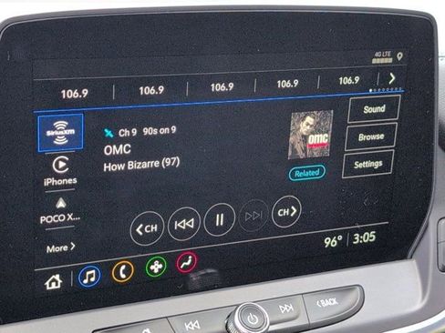 Used 2025 Chevrolet Blazer LT FWD image 18