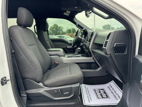 Used 2019 Ford F150 XLT w/ Equipment Group 302A Luxury AWD/4WD image 18
