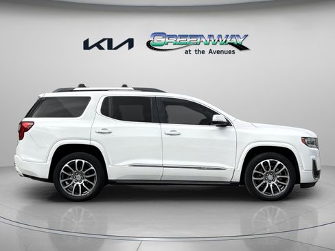 Used 2021 GMC Acadia Denali w/ Denali Technology Package image 8