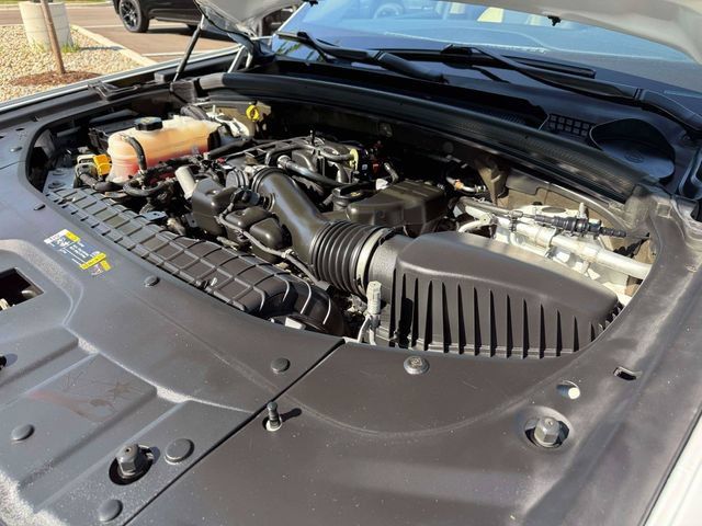 Used 2021 Jeep Grand Cherokee L Limited AWD/4WD image 22