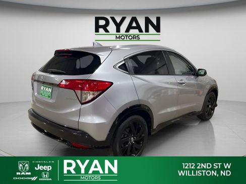 Used 2022 Honda HR-V Sport image 2