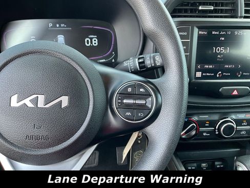 Used 2024 Kia Soul LX w/ Option Group 015 FWD image 11