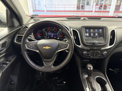 Used 2019 Chevrolet Equinox LT image 16