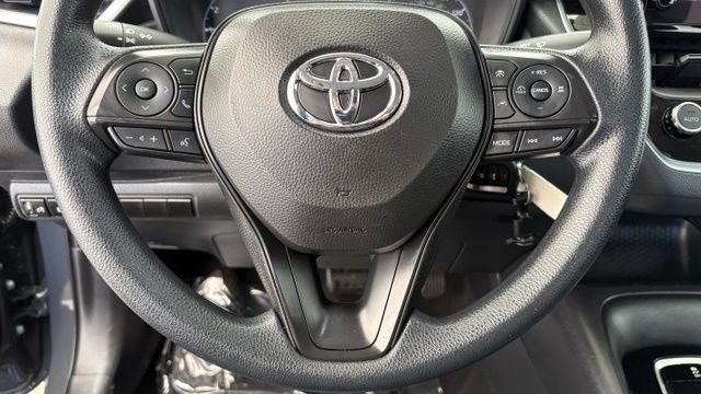 Used 2024 Toyota Corolla LE FWD image 33
