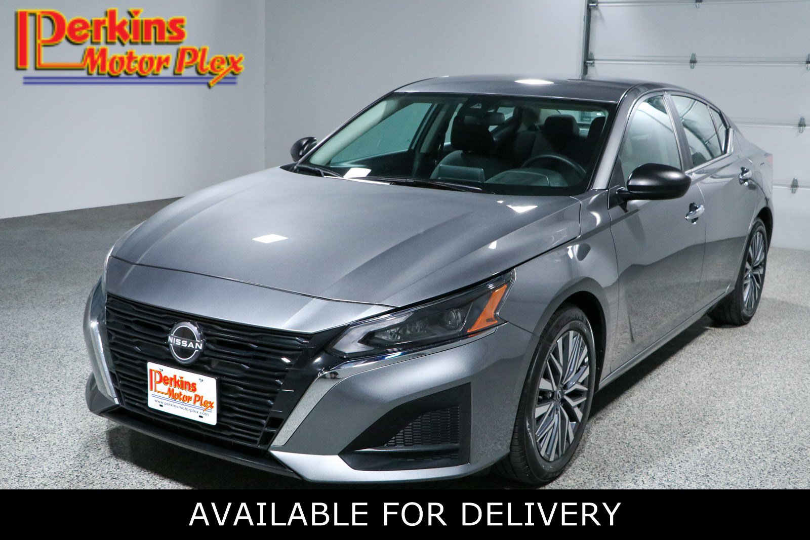 Used 2025 Nissan Altima 2.5 SV FWD image 1