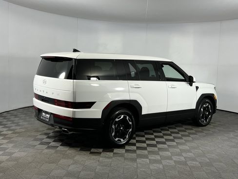 Used 2025 Hyundai Santa Fe SE image 5