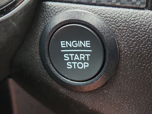 Used 2025 Ford Escape ST-Line FWD image 15