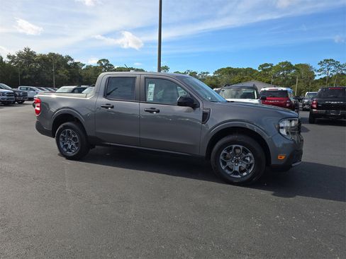 New 2025 Ford Maverick XLT w/ XLT Luxury Package image 2