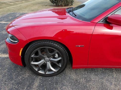 Used 2015 Dodge Charger R/T w/ Plus Group image 29