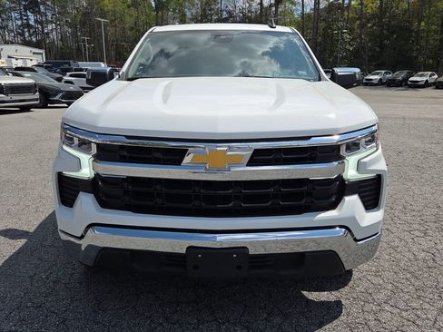 Used 2025 Chevrolet Silverado 1500 LT image 2