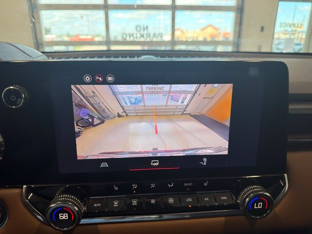 Used 2025 GMC Canyon AT4 AWD/4WD image 3