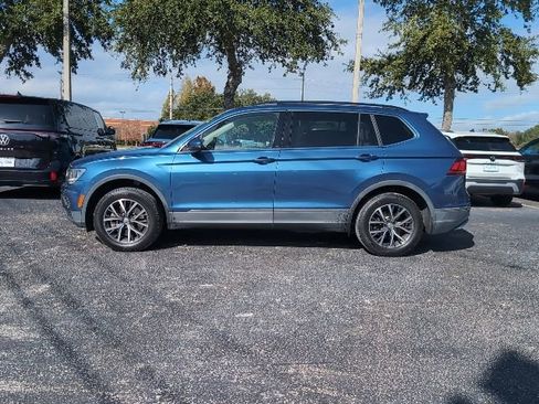 Used 2020 Volkswagen Tiguan SE image 3