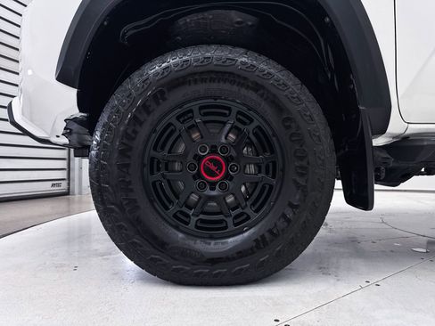 Used 2023 Toyota Tacoma TRD Pro AWD/4WD image 18