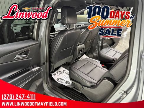 Used 2026 Chevrolet Traverse LT FWD image 21