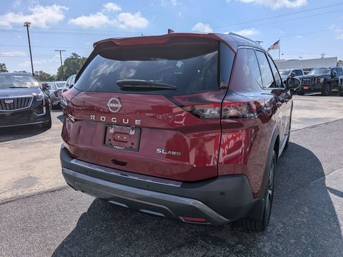 Used 2023 Nissan Rogue SL AWD/4WD image 4