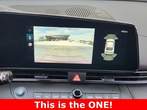 Certified 2025 Hyundai Elantra N Base image 14