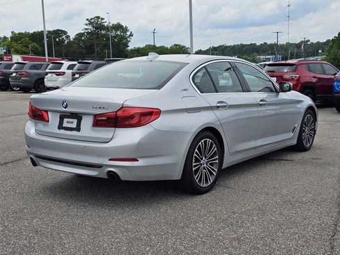 Used 2019 BMW 530e w/ Convenience Package RWD image 8