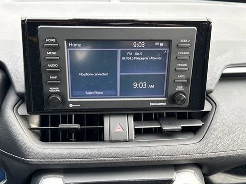 Used 2021 Toyota RAV4 XLE w/ Convenience Package image 29