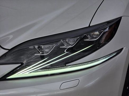 Used 2018 Lexus LS 500 AWD w/ Interior Upgrade Package image 10