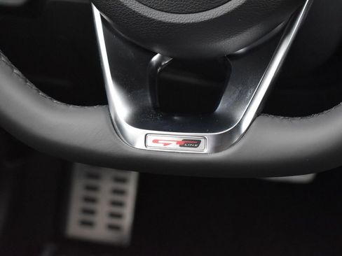 Used 2024 Kia Forte GT-Line w/ GT-Line Premium Package image 19