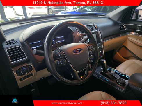 Used 2017 Ford Explorer Limited AWD/4WD image 13