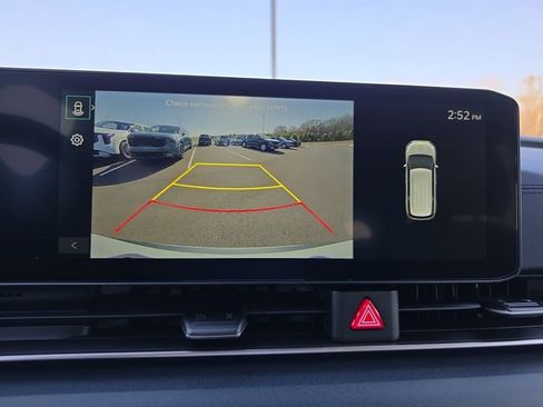 New 2026 Kia Carnival EX image 14