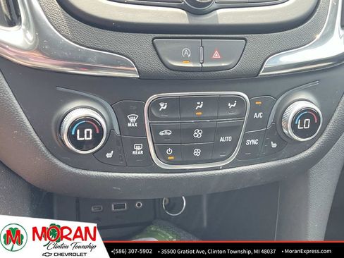 Certified 2024 Chevrolet Equinox LT FWD image 22