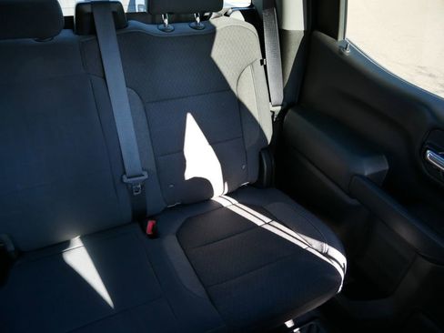 Used 2019 Chevrolet Silverado 1500 LT image 17