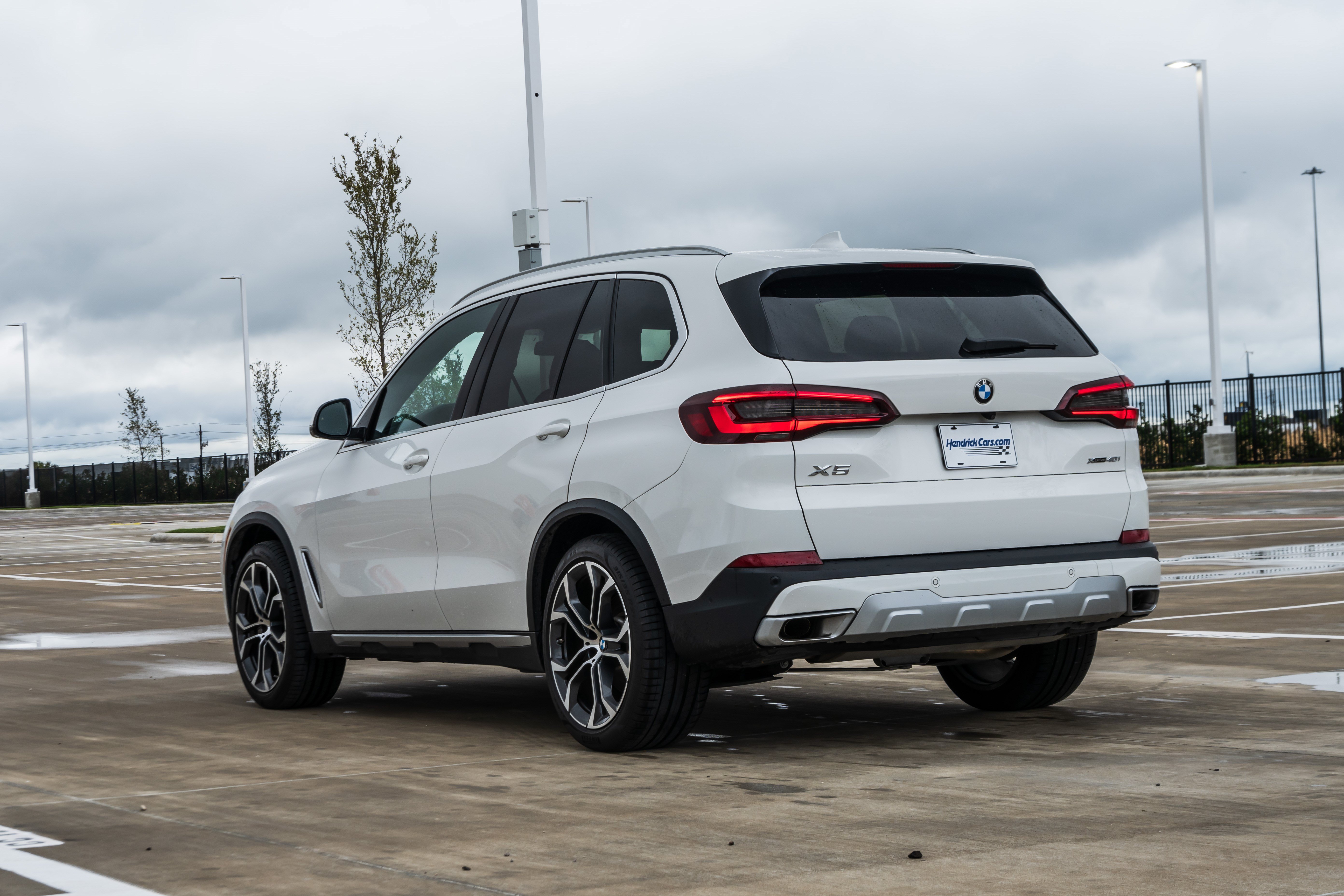 Used 2023 BMW X5 xDrive40i w/ Parking Assistance Package AWD/4WD image 7