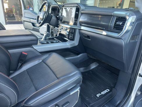 Used 2023 Ford F150 Lariat w/ Trailer Tow Package image 17