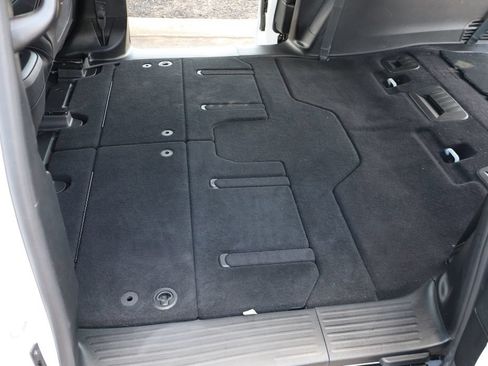 Used 2026 Chrysler Pacifica Select FWD image 39