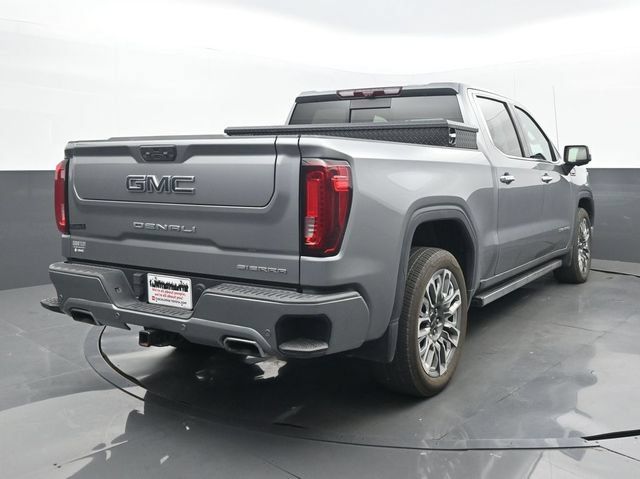 Used 2023 GMC Sierra 1500 Denali Ultimate AWD/4WD image 6