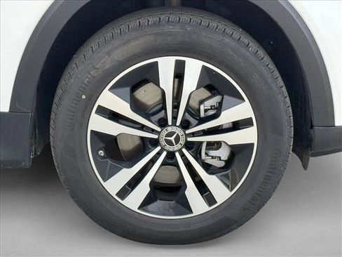 Certified 2025 Mercedes-Benz GLB 250 4MATIC image 22