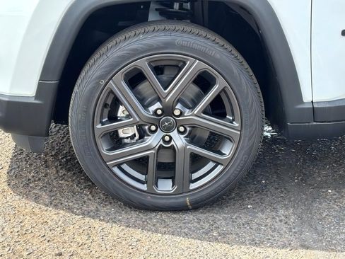 New 2026 Jeep Compass Limited AWD/4WD image 10