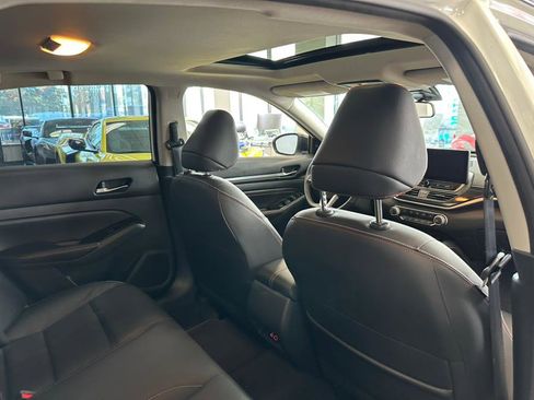 Used 2023 Nissan Altima 2.5 SR w/ SR Premium Package image 33