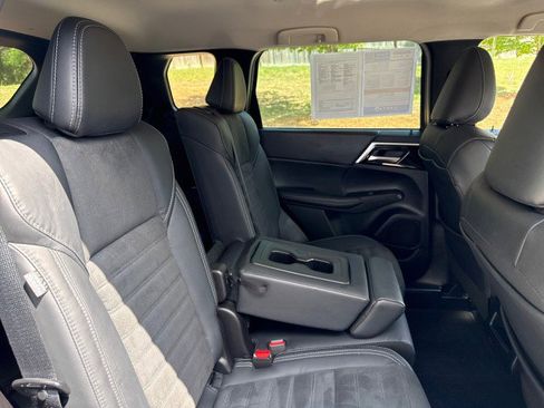 Used 2022 Mitsubishi Outlander SE AWD/4WD image 37