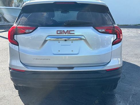 Used 2018 GMC Terrain SLE image 4